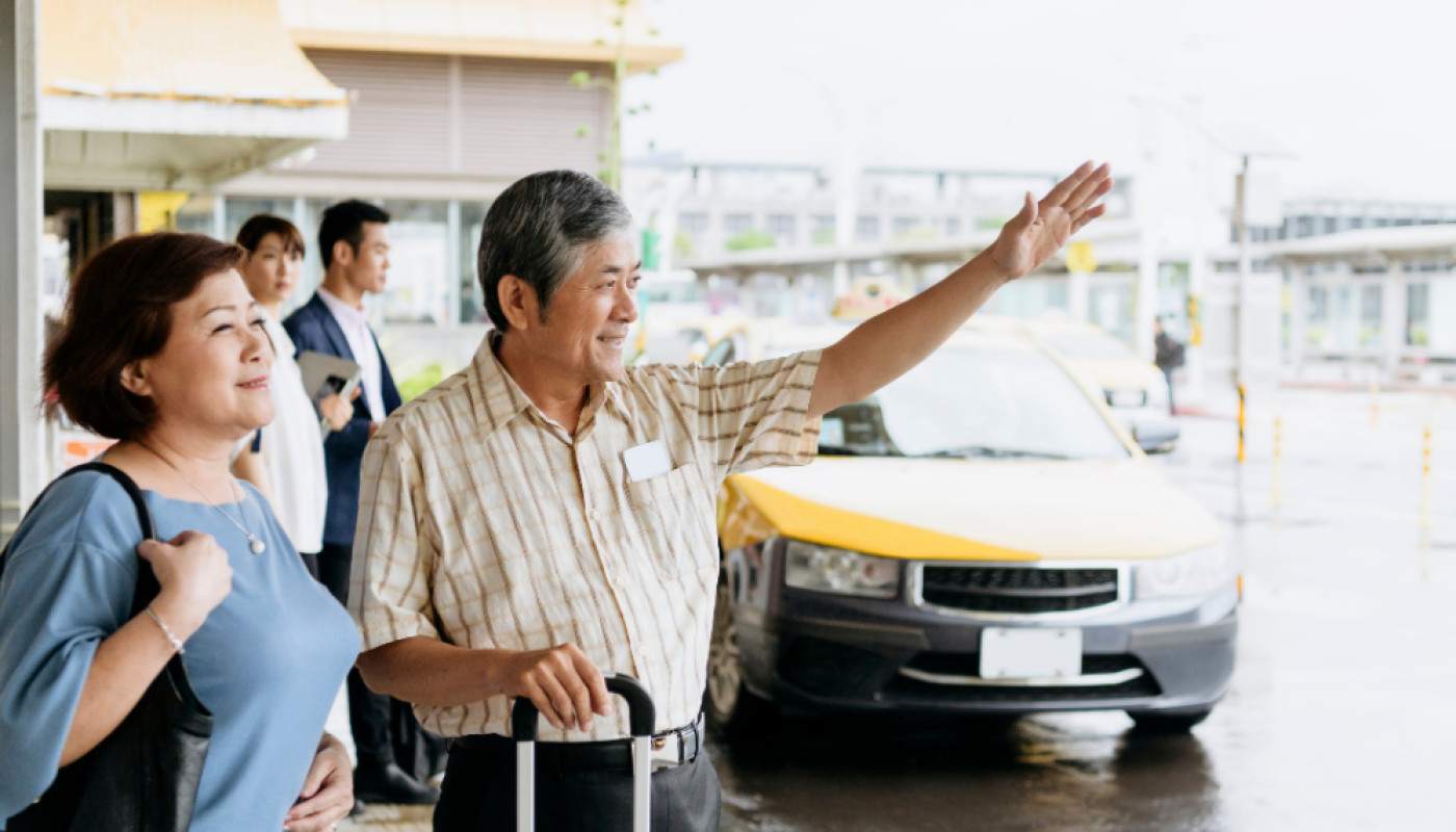 Quel est le meilleur moyen de transport pour aller de Cannes à l’aéroport de Nice ?